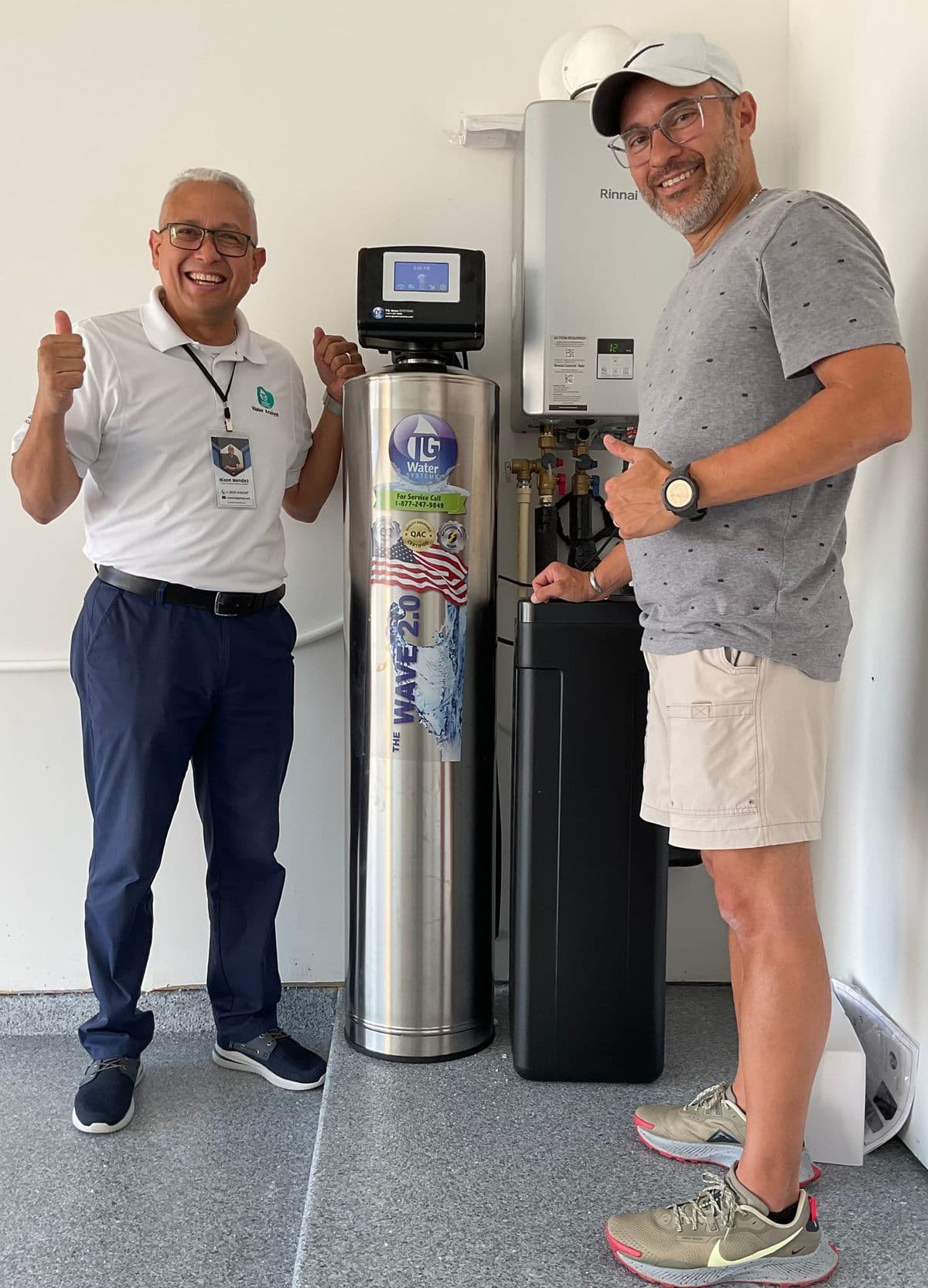 Customer with Wave 2.0 water purification system